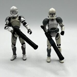 Star Wars 3.75 CLONE Troopers Phase II Battle Worn Army Troop Builder 2005 VTG